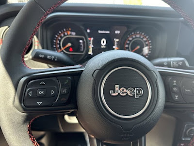 2024 Jeep Gladiator