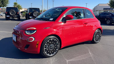 2024 FIAT 500e INSPI(RED)