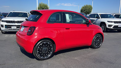 2024 FIAT 500e INSPI(RED)