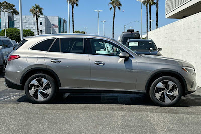 2024 Mercedes-Benz GLC GLC 300