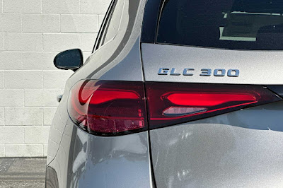 2024 Mercedes-Benz GLC GLC 300