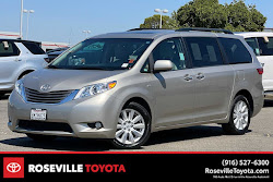 2017 Toyota Sienna XLE