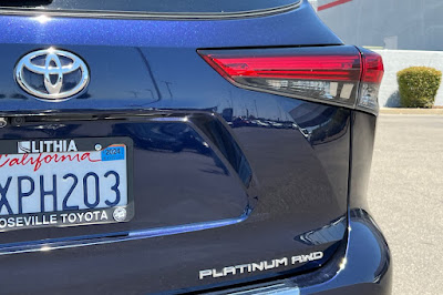 2021 Toyota Highlander Platinum