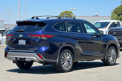 2021 Toyota Highlander Platinum