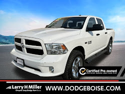 2018 RAM 1500 Express 4X4! CREW CAB!