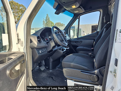 2024 Mercedes-Benz Sprinter 2500 Cargo 144 WB