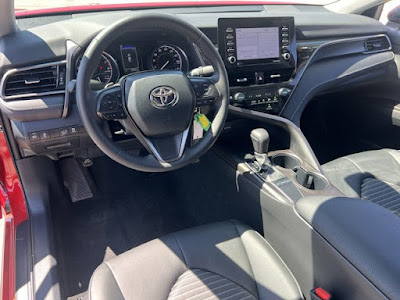 2024 Toyota camry se