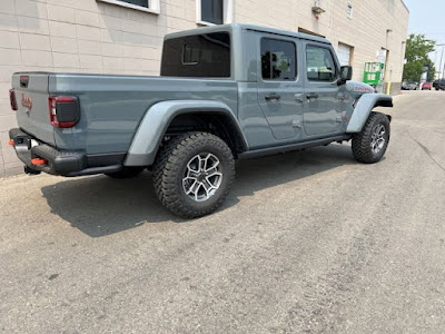 2024 Jeep Gladiator Mojave X