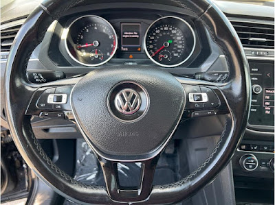 2018 Volkswagen Tiguan 2.0T SE Sport Utility 4D