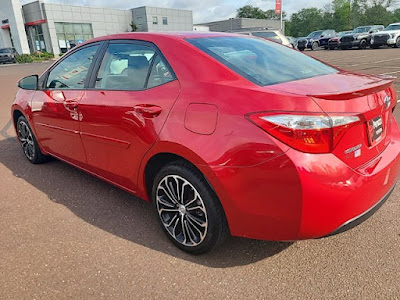 2015 Toyota Corolla S Plus FWD