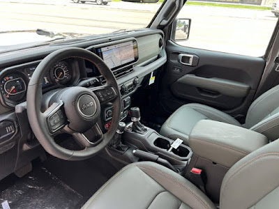 2024 Jeep Gladiator