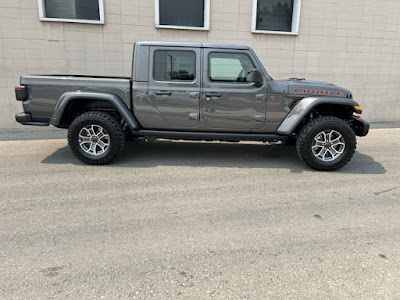 2024 Jeep Gladiator