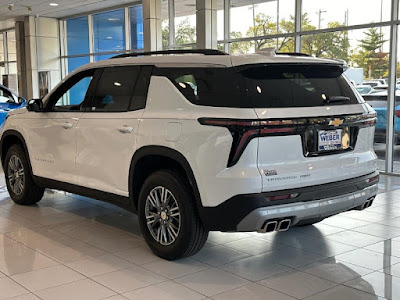 2024 Chevrolet Traverse AWD LT