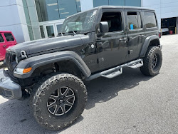 2019 Jeep Wrangler Unlimited Sahara Altitude