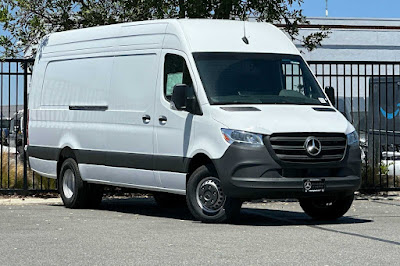 2024 Mercedes-Benz Sprinter 3500 Cargo 170 WB