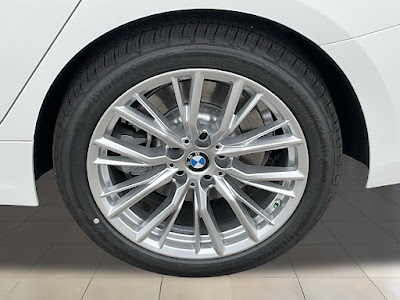 2024 BMW 3 Series 330i xDrive