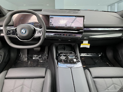 2025 BMW 5 Series i5 xDrive40