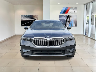 2025 BMW 5 Series i5 xDrive40