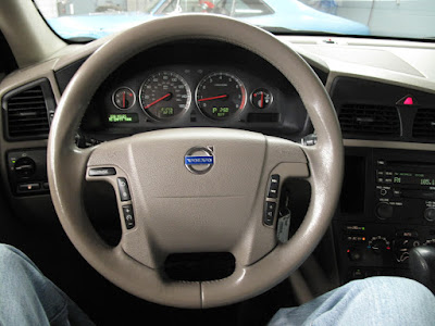 2004 Volvo V70 2.5T
