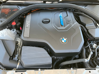 2022 BMW 3 Series 330e