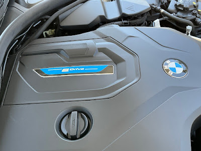 2022 BMW 3 Series 330e
