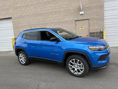 2024 Jeep Compass Latitude Lux