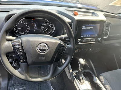 2023 Nissan Frontier SV 4X4! AUTOMATIC! CREW CAB!!