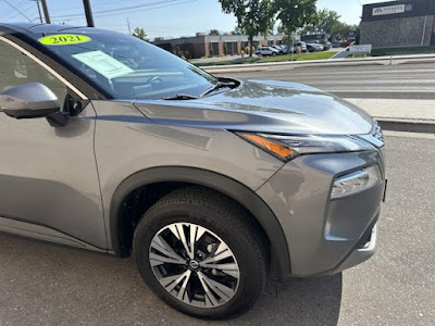 2021 Nissan Rogue SV AWD! LOW MILES!