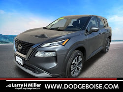 2021 Nissan Rogue SV AWD! LOW MILES!