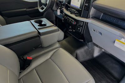 2023 Ford F-150 XL 2WD Reg Cab 8 Box