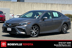 2023 Toyota Camry Hybrid SE