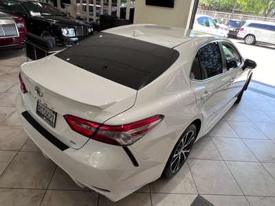 2019 Toyota Camry SE