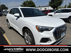 2021 Audi Q3 Premium AWD! SUPER CLEAN!