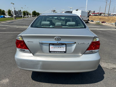 2005 Toyota Camry LE