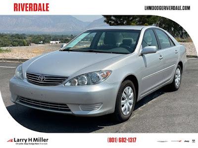 2005 Toyota Camry LE