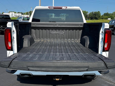 2023 GMC Sierra 1500 4WD AT4 Crew Cab