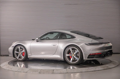 2022 Porsche 911 Carrera 4S