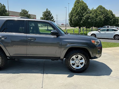 2021 Toyota 4Runner SR5