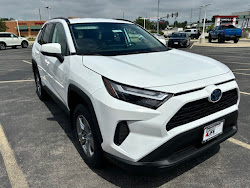 2024 Toyota RAV4 Hybrid LE