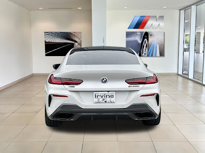 2022 BMW 8 Series M850i