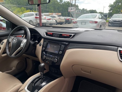 2016 Nissan ROGUE SL