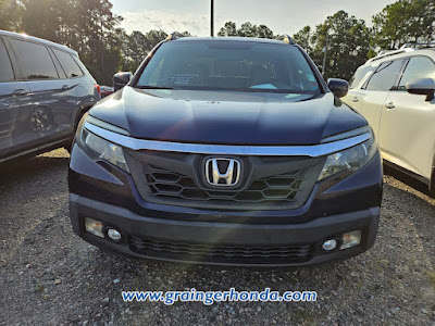 2017 Honda Ridgeline RTL-T 4x2 Crew Cab 5.3 Bed