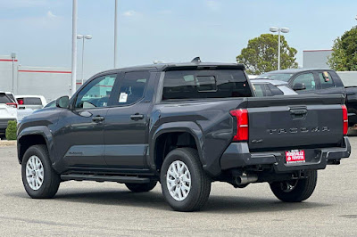 2024 Toyota Tacoma SR5 Double Cab 5 Bed AT