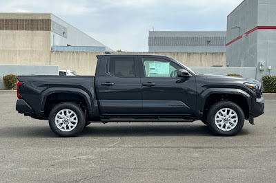 2024 Toyota Tacoma SR5 Double Cab 5 Bed AT