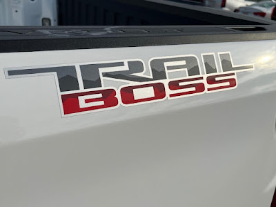 2024 Chevrolet Silverado 1500 Custom Trail Boss