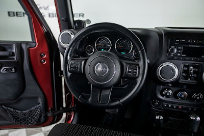 2012 Jeep Wrangler Unlimited Sahara