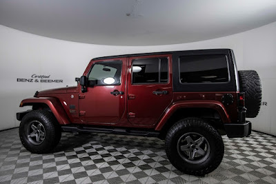 2012 Jeep Wrangler Unlimited Sahara