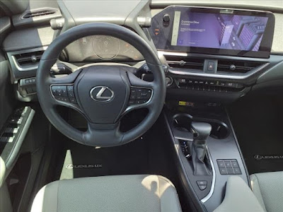 2023 Lexus UX 250h Premium