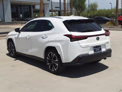 2023 Lexus UX 250h Premium