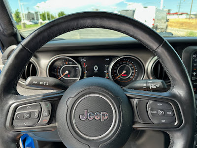 2021 Jeep Gladiator Willys